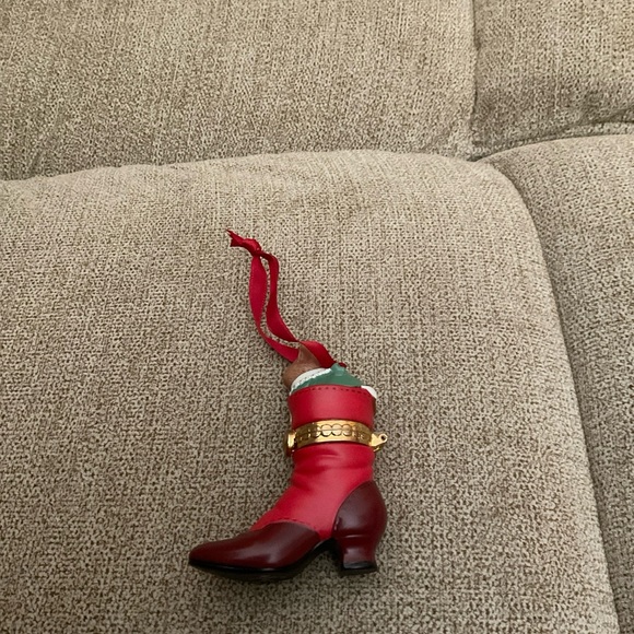 🌸3 for $18🌸 Hallmark Christmas Ornament 2000, Fashion Afoot Cute Mouse in Boot - Picture 10 of 12